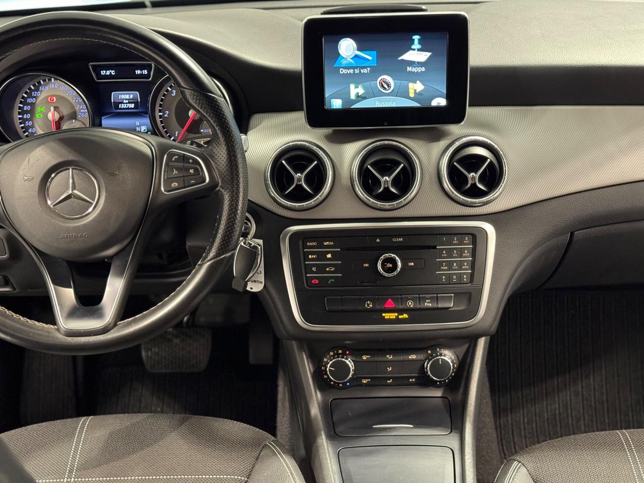 Mercedes-benz CLA 200 CDI Automatic Sport