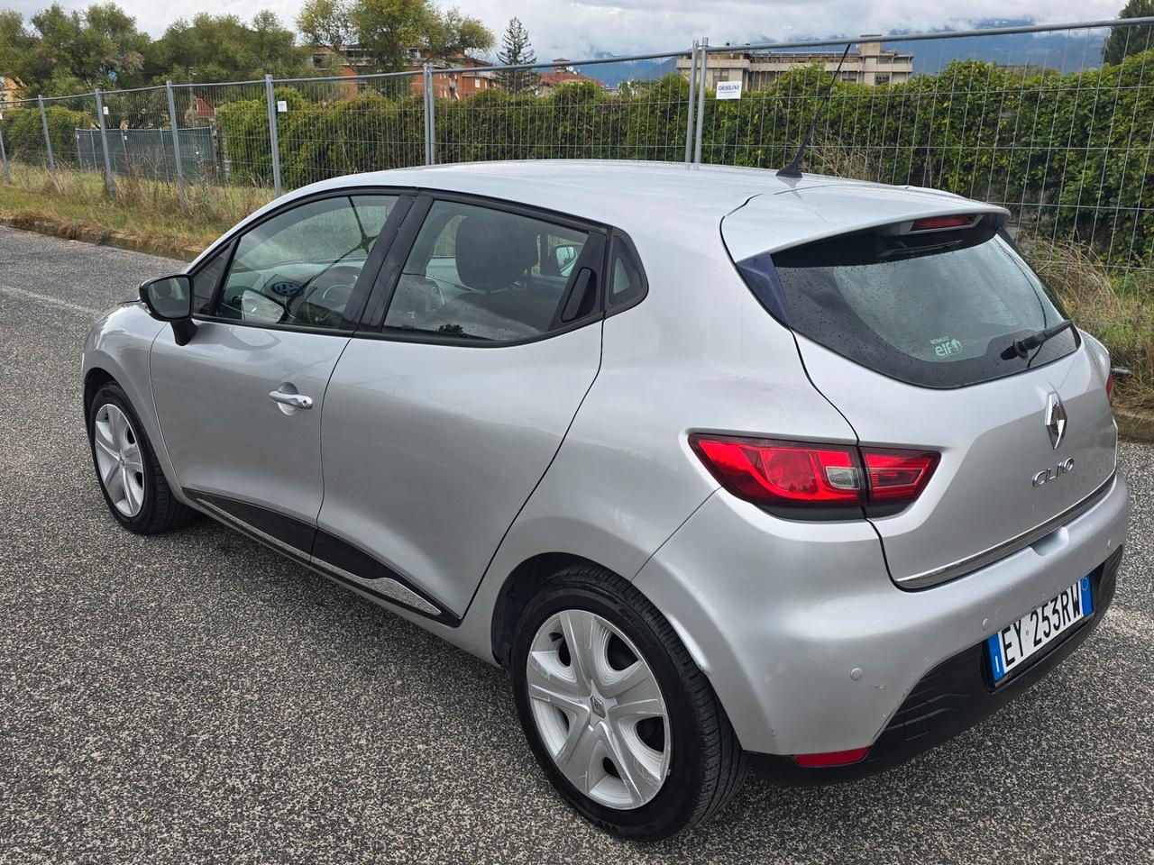 Renault Clio 1.2 75CV 5 porte Wave