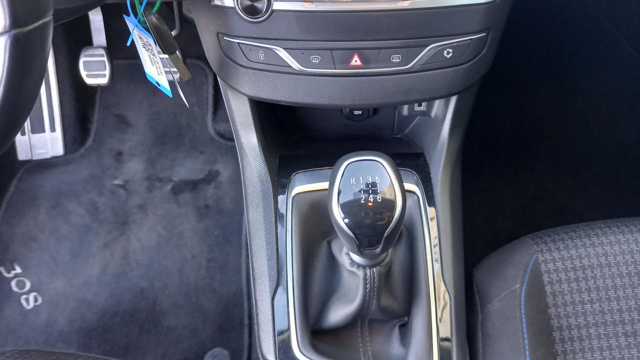 Peugeot 308 BlueHDi 100 S&S SW Style