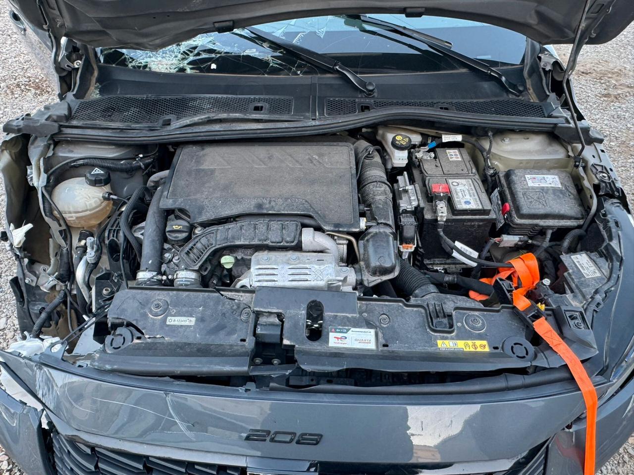 Peugeot 208 PureTech 100 Stop&Start 5 porte GT sinistrata incidentata