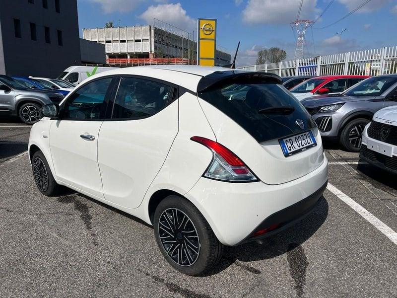 Lancia Ypsilon Ypsilon 1.0 FireFly 5 porte S&S Hybrid Silver Plus