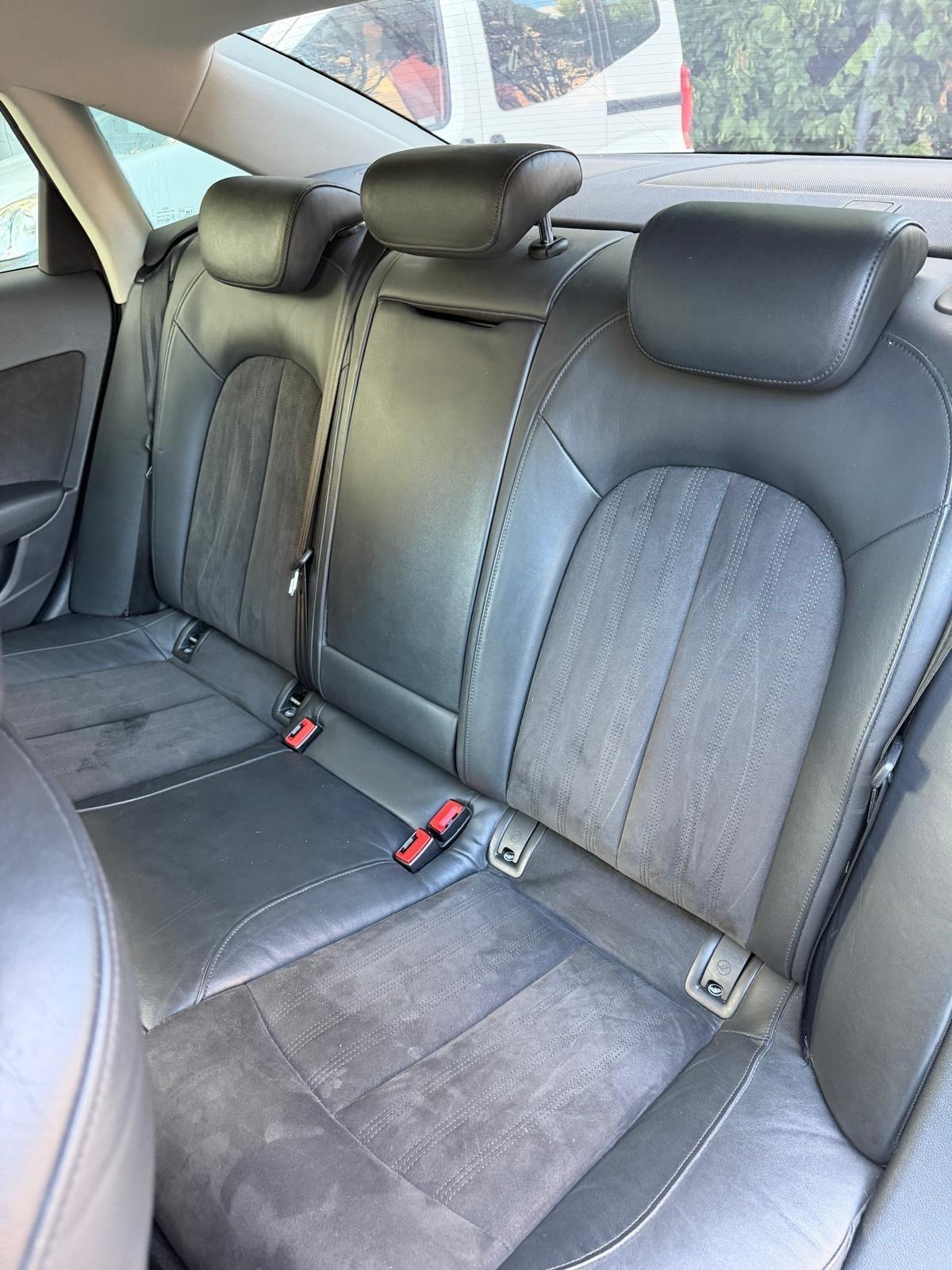 Audi A6 2.8 FSI quattro S tronic Business plus