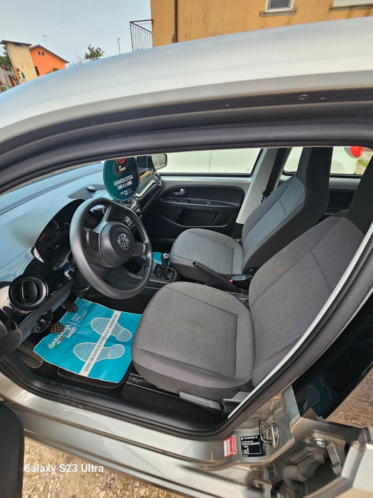 Volkswagen up! Move up