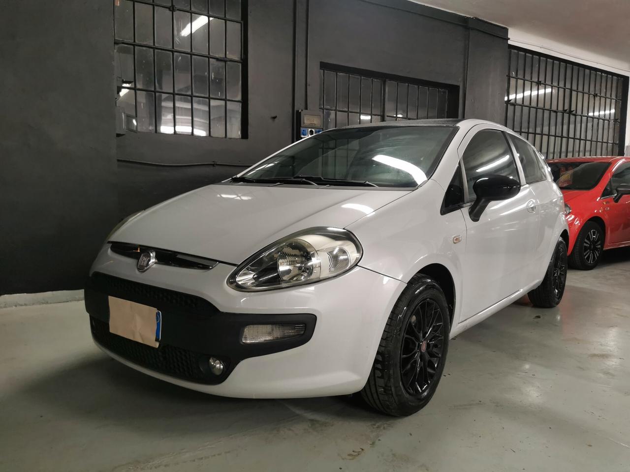 Fiat Punto Evo 1.2 3p GPL NEOPATENTATI GARANZIA 12 MESI