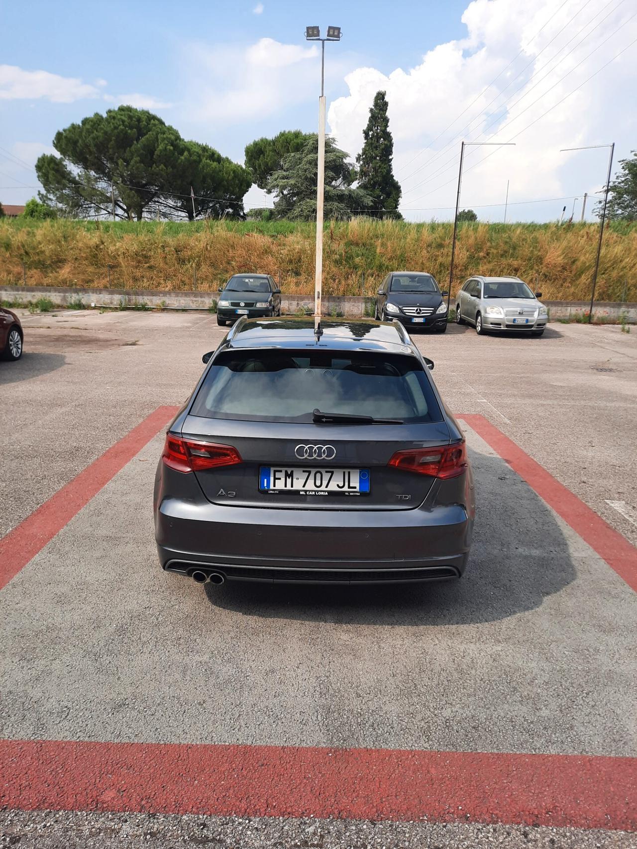 Audi A3 SPB 2.0 TDI 150 CV S-LINE diesel S tronic Ambition