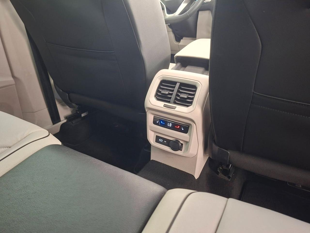 Volkswagen Tiguan 2.0 TDI 150 CV DSG Elegance