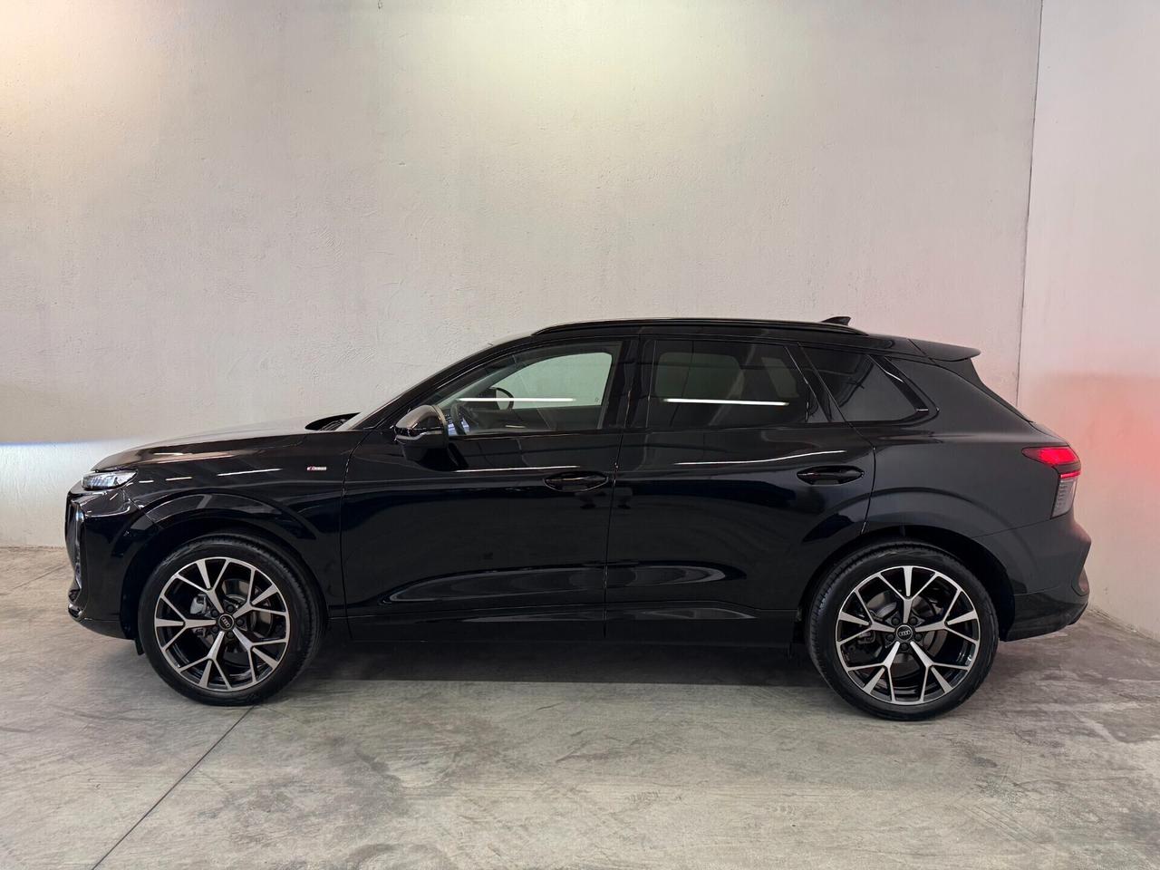 Audi Q3 1.5 Tfsi mhev S line Edition 150cv S-Tronic ITALIANA PRONTA CONSEGNA