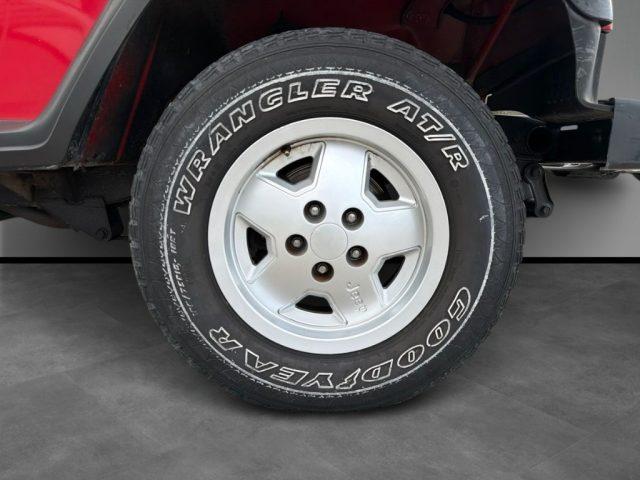 JEEP Wrangler 2.5 Laredo