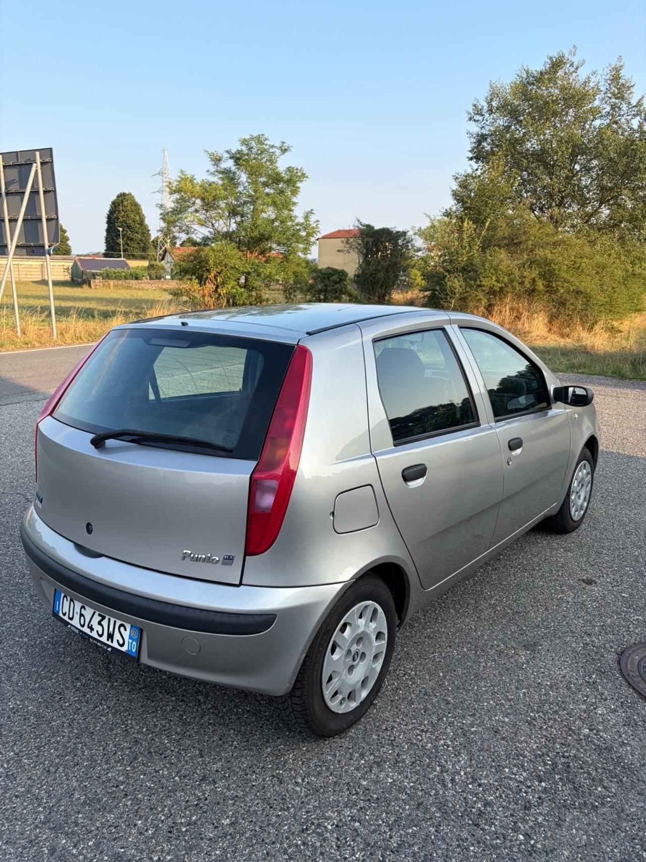 Fiat Punto 1.2i cat 5 porte ELX