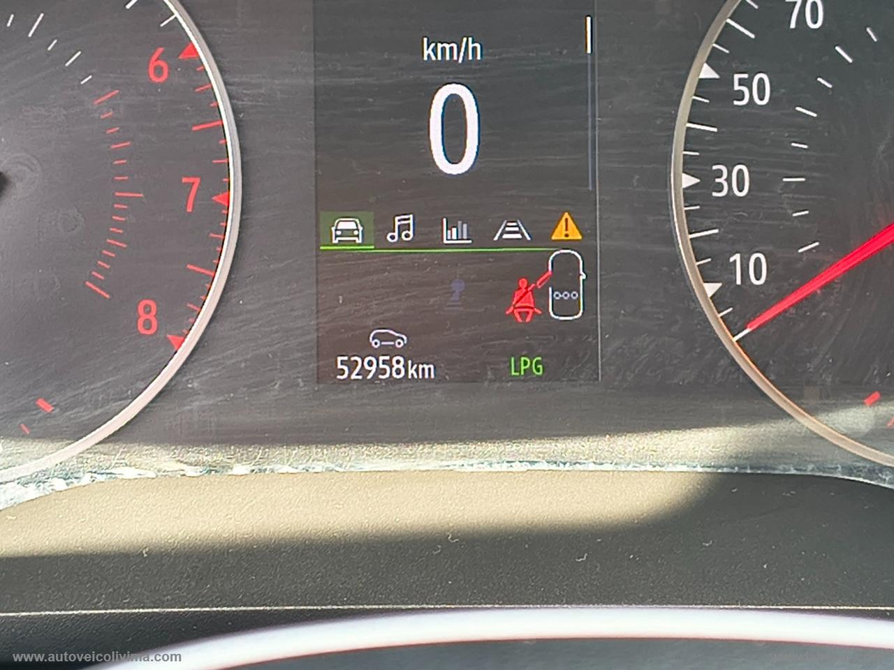 RENAULT Captur TCe 12V 100 CV GPL Zen
