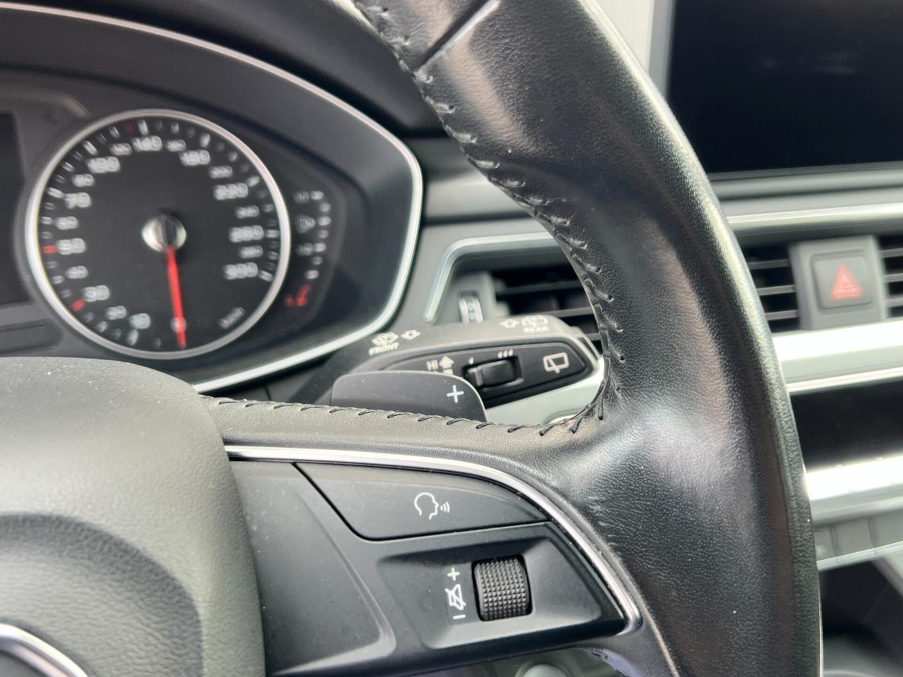 Audi A4 2.0 TDI 150 CV S tronic Business Sport