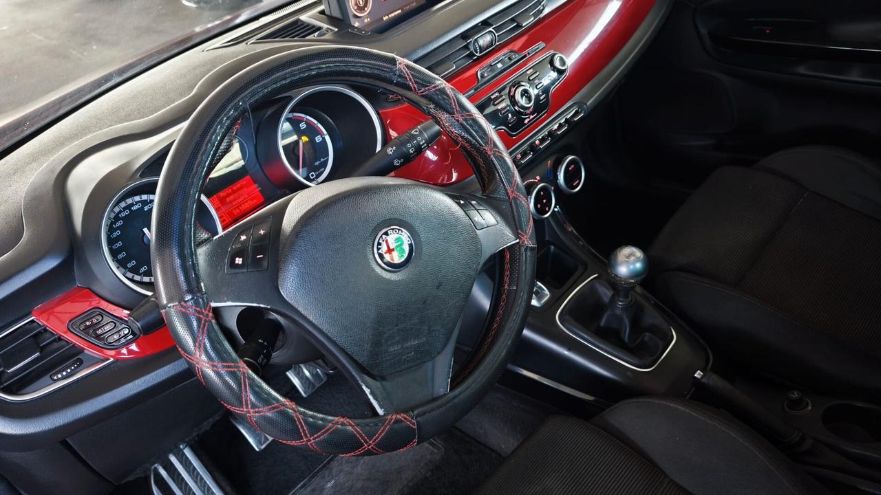 Alfa Romeo Giulietta 1.6 JTDm-2 105 CV Exclusive