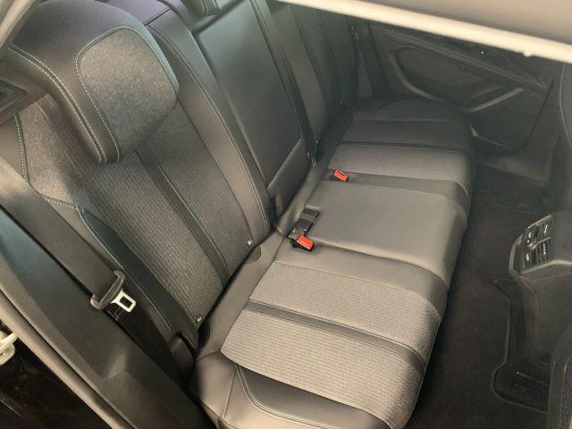 PEUGEOT 3008 1.5 BlueHDi EAT8 Allure Pack Automatico