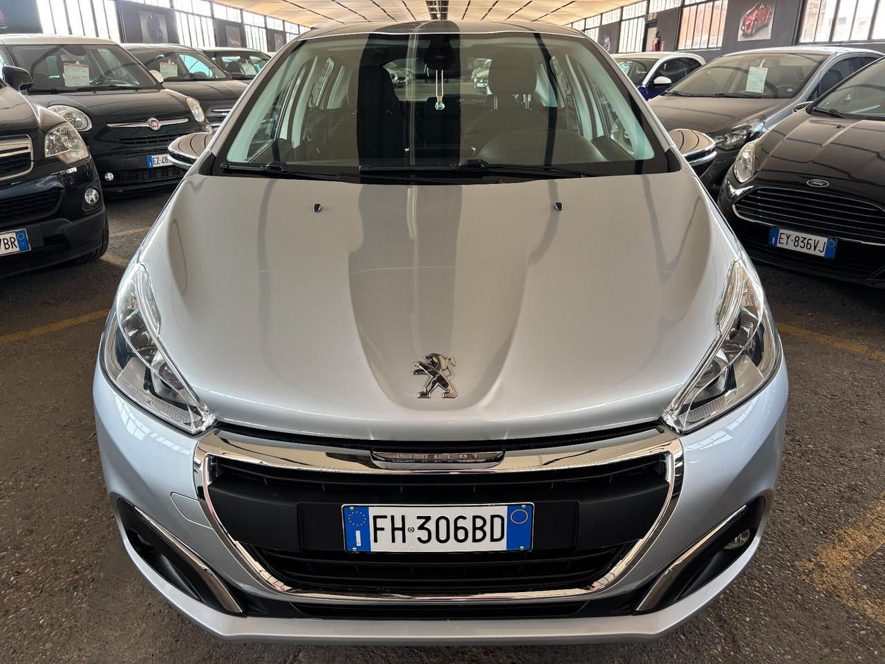 Peugeot 208 1.2 BENZINA 60KW 82CV 5 porte Allure