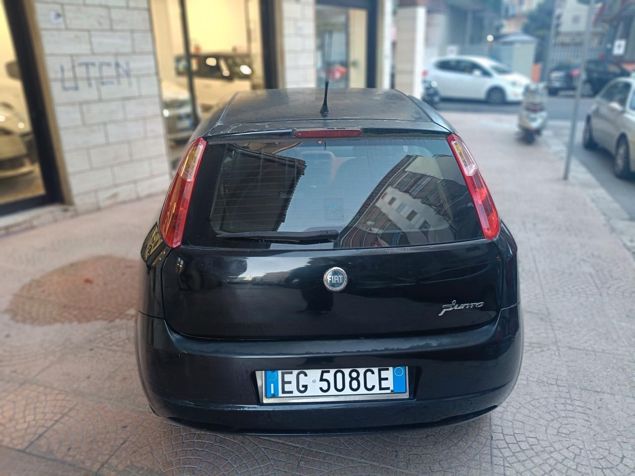 FIAT GRANDE PUNTO 1.2 -VISTA E PIACIUTA -Euro 1490