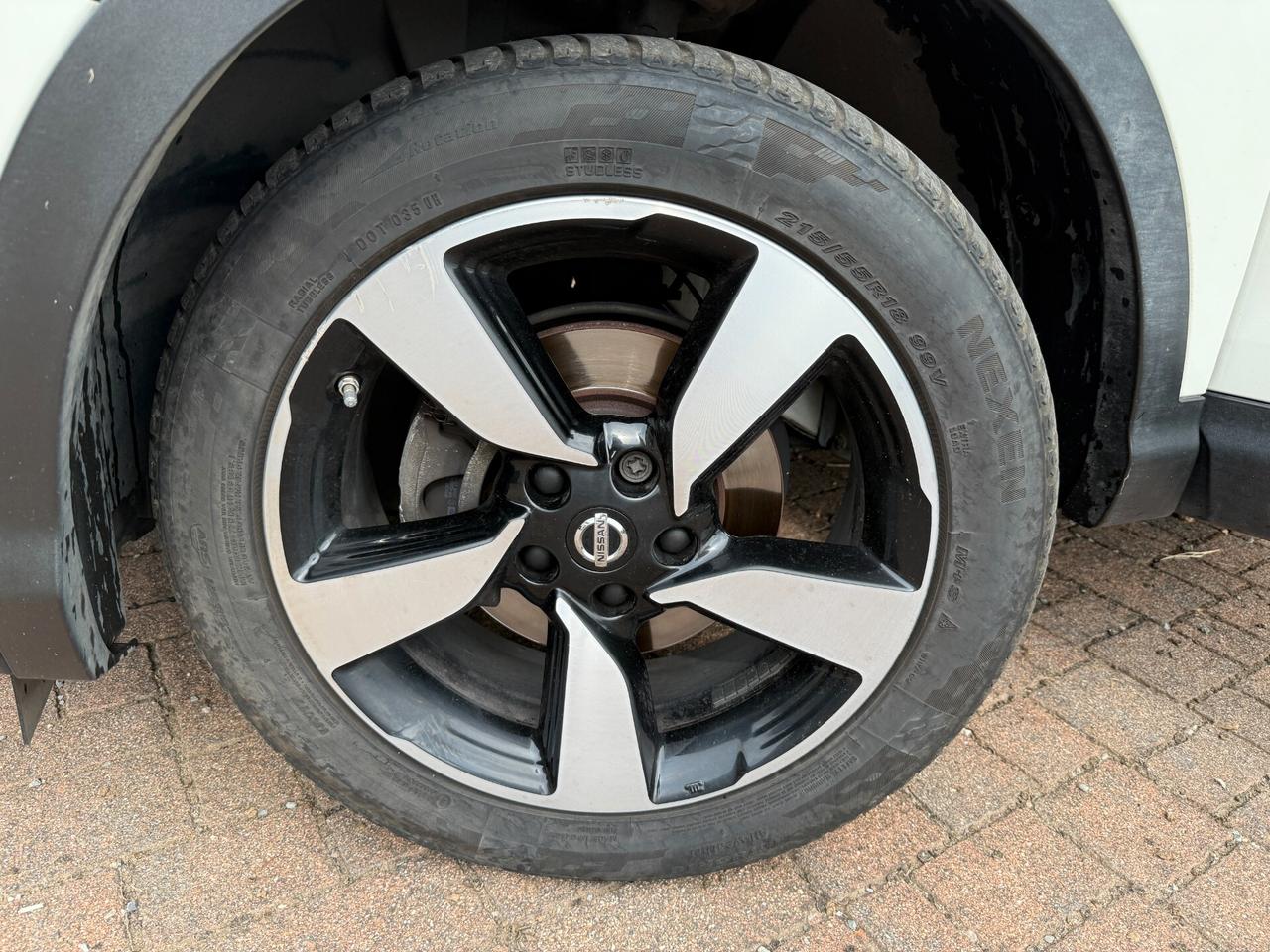 Nissan Qashqai 1.6 dCi 2WD TETTO - CAMERA 360°