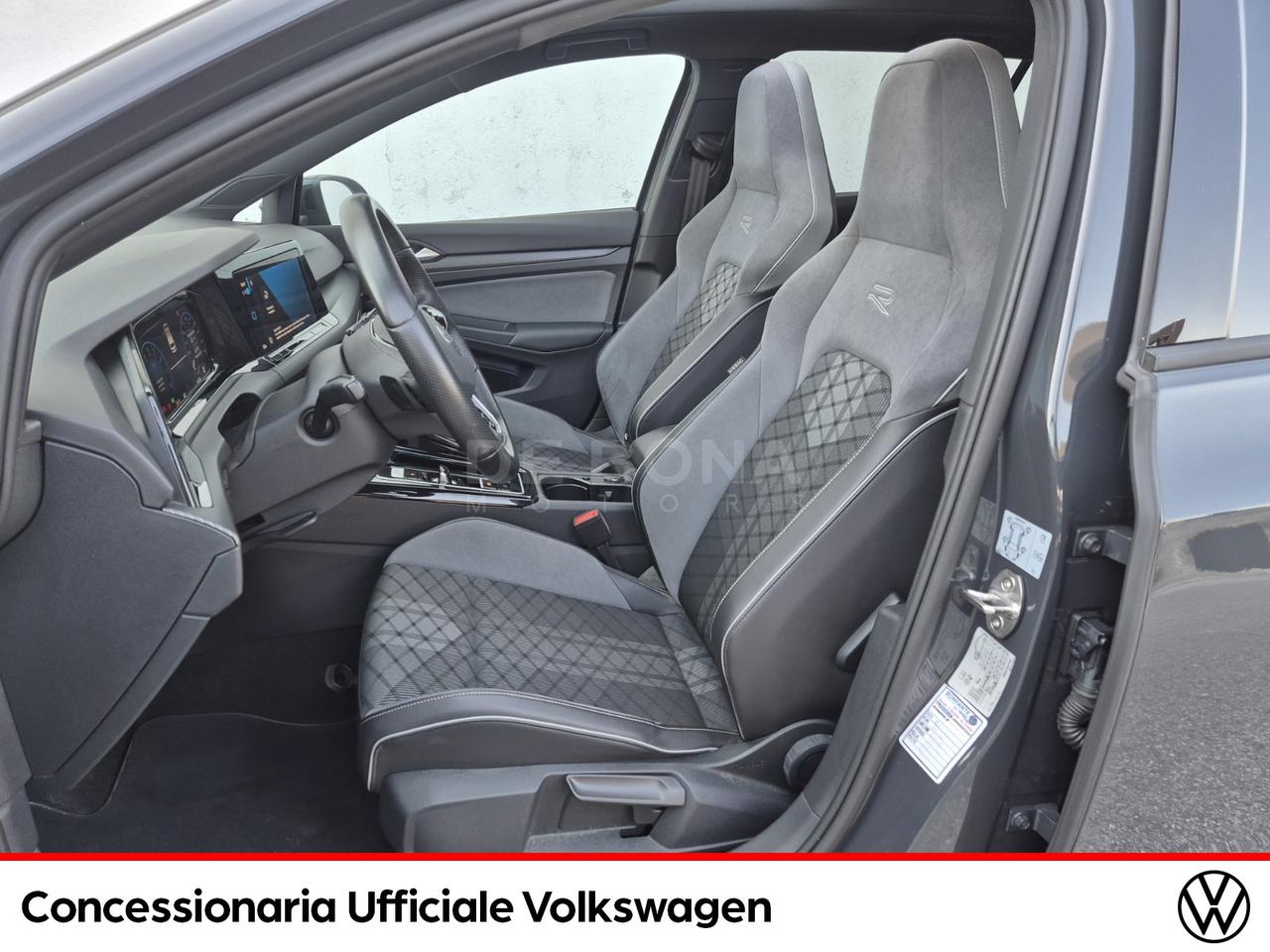 Volkswagen Golf variant 1.5 etsi evo r-line 150cv dsg