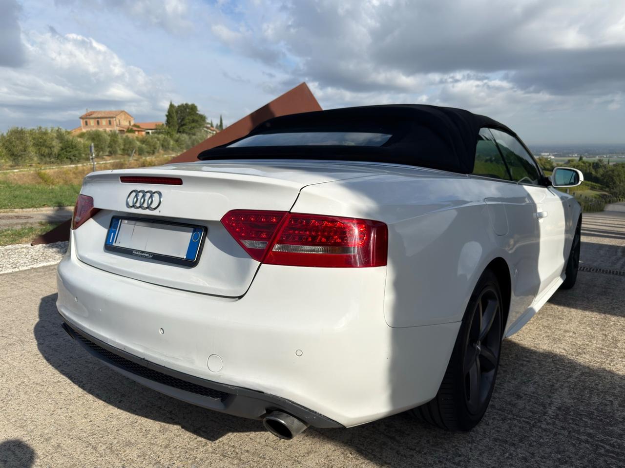 Audi A5 Cabrio 2.0 TFSI 211 CV quattro S tronic Business
