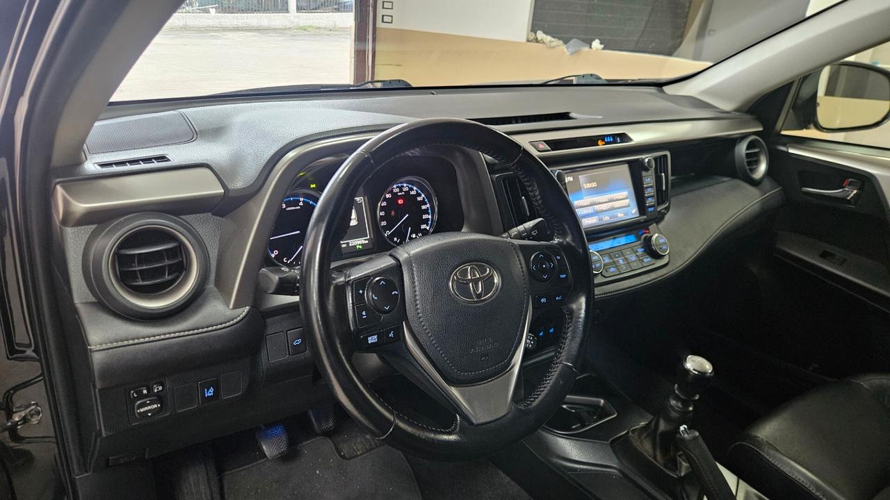 Toyota RAV 4 RAV4 2.0 D-4D 2WD Lounge