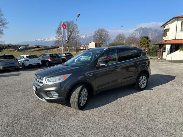 FORD Kuga 2.0 TDCI 150 CV S&S 2WD Titanium