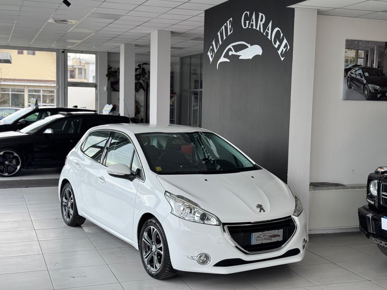 Peugeot 208 1.2 82cv Allure Neopatentati E6 60.000km