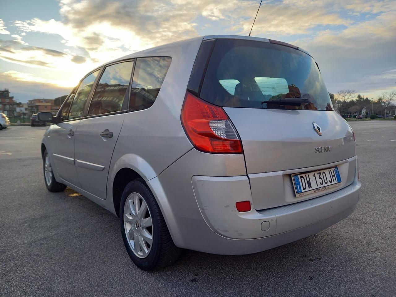 Renault Grand Scenic 1.9 dCi 130cv 7 Posti