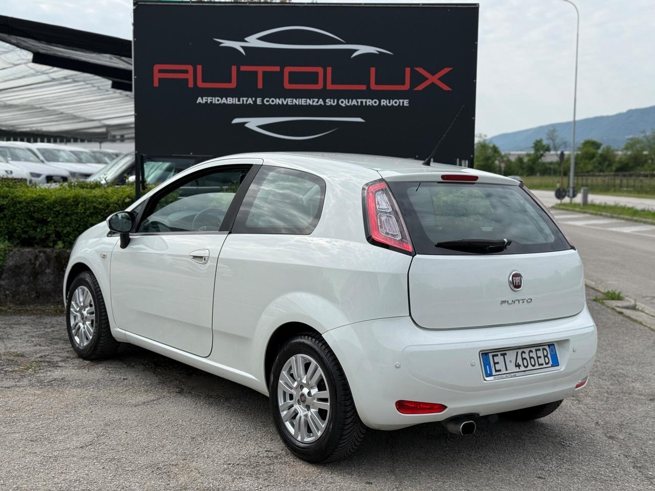 Fiat Punto 1.3 MJT II 75 CV 3 porte Lounge NEO PATENTATI
