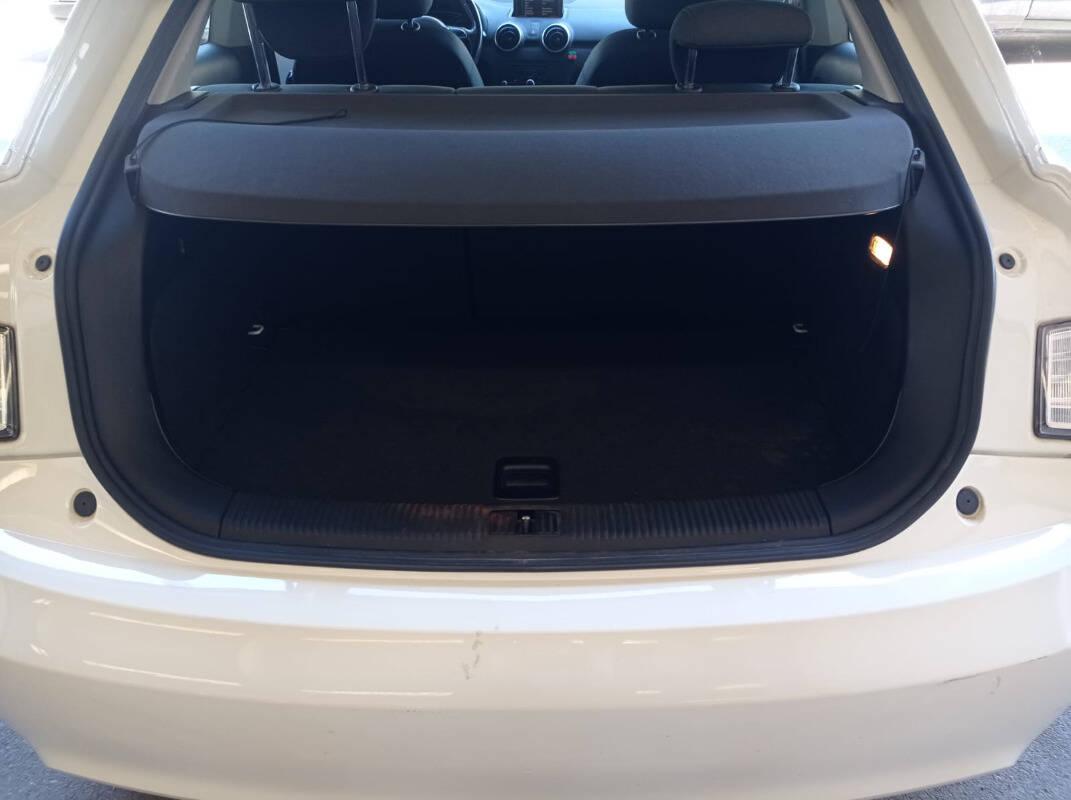Audi A1 1.6 tdi Attraction 90cv