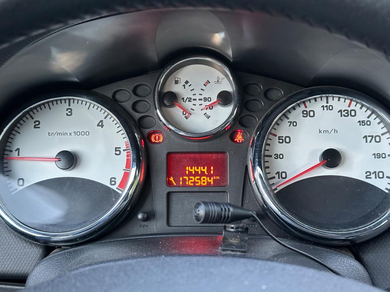 Peugeot 207 1.6 HDi 90CV 5p. XS