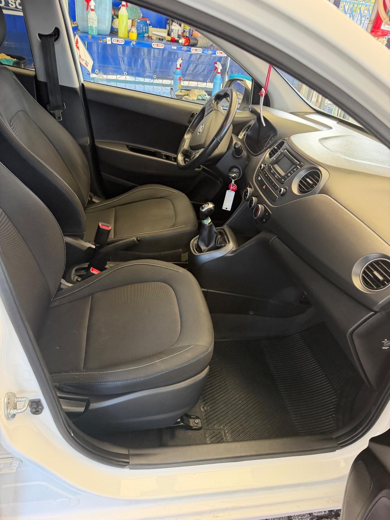 Hyundai i10 1.0 MPI Sound Edition