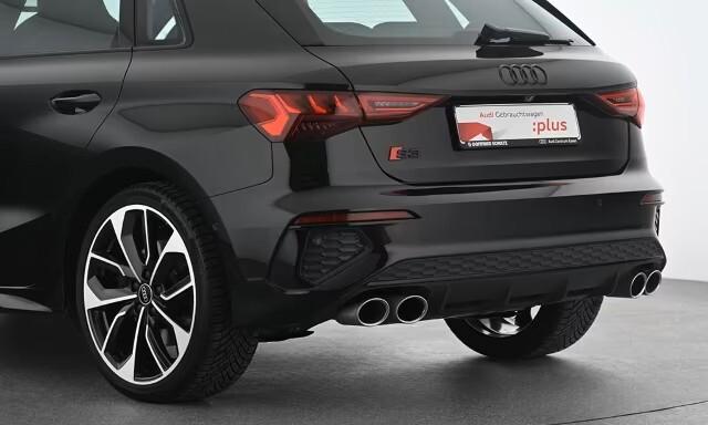 Audi S3 Sportback 2.0 TFSI quattro S-TRONIC LED