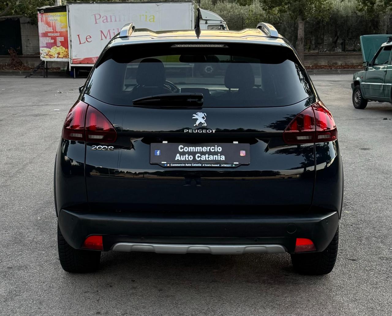 Peugeot 2008 1.6 hdi ALLURE