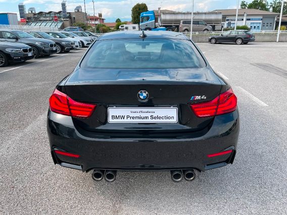 BMW M4 Coupe 3.0 dkg
