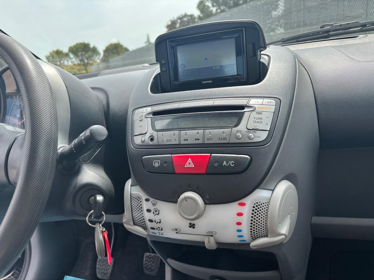 Toyota Aygo 1.0 12V VVT-i 5 porte Now Connect