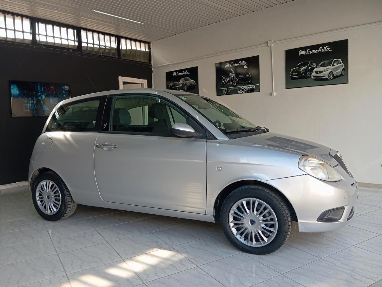 Lancia Ypsilon 1.2 benzina 2008 CON GARANZIA