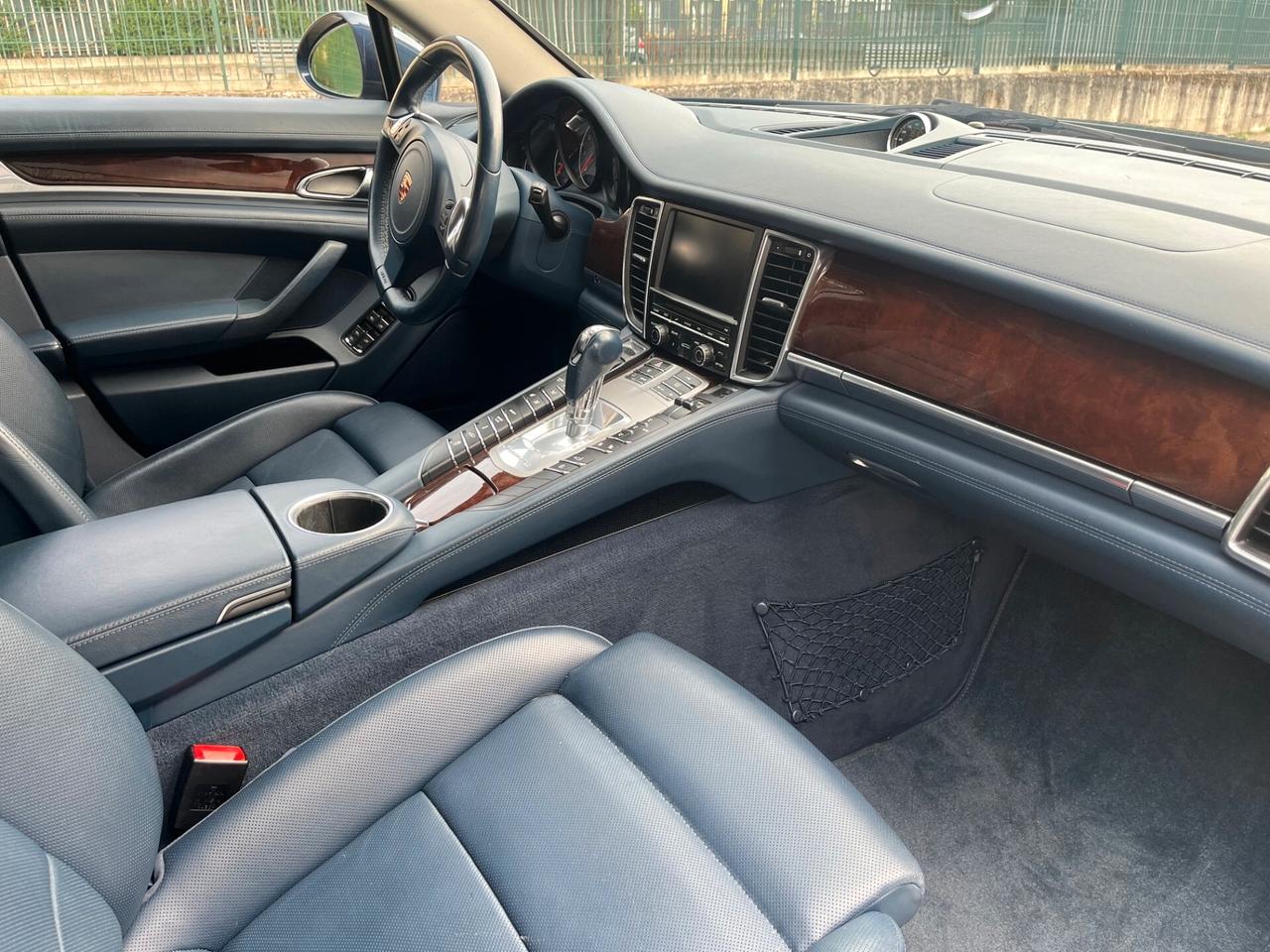 Porsche Panamera 4S 4.8 V8 400CV PDK – SPORT CHRONO