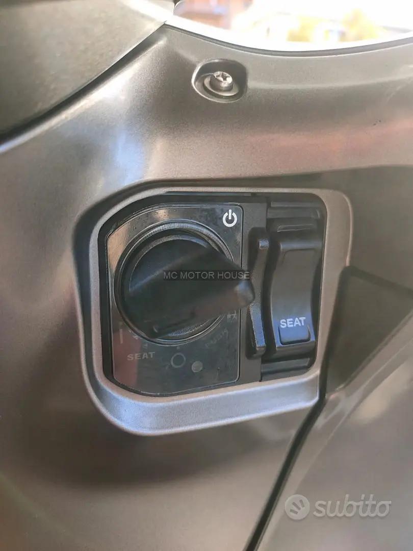 Honda sh 350 +0maggi0 casco+rate+permute+garanzia