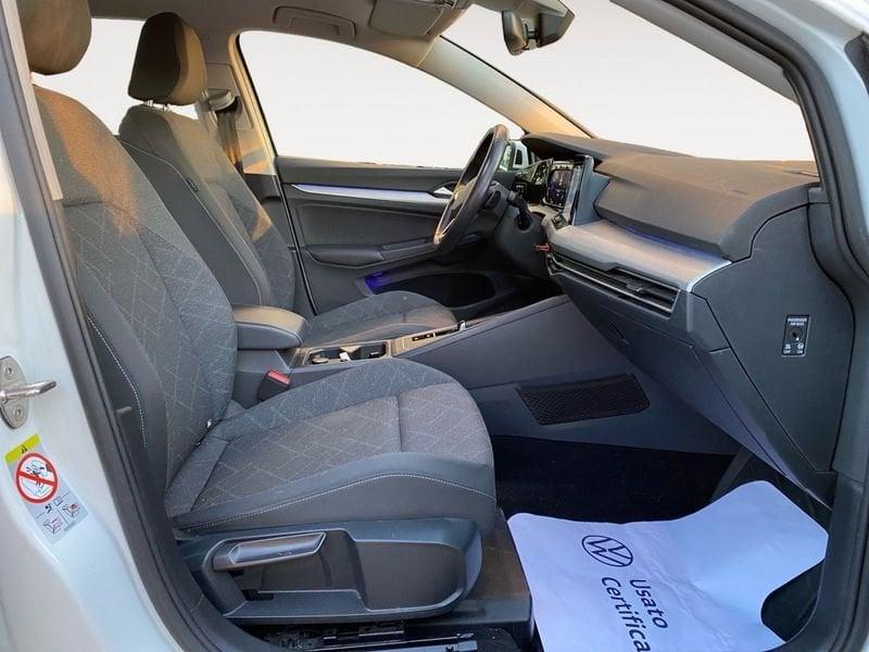 Volkswagen Golf Golf 8 Life 1.0 eTSI EVO 81 kW (110 CV) DSG