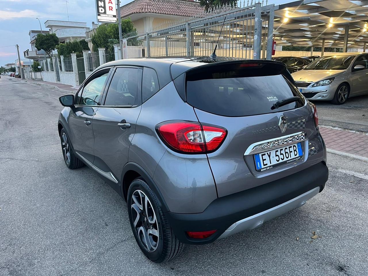 Renault Captur 1.5 dCi Project Runway Unipro 2015