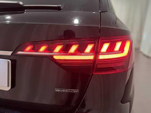 Audi A4 Avant 40 TDI quattro S tronic S line edition