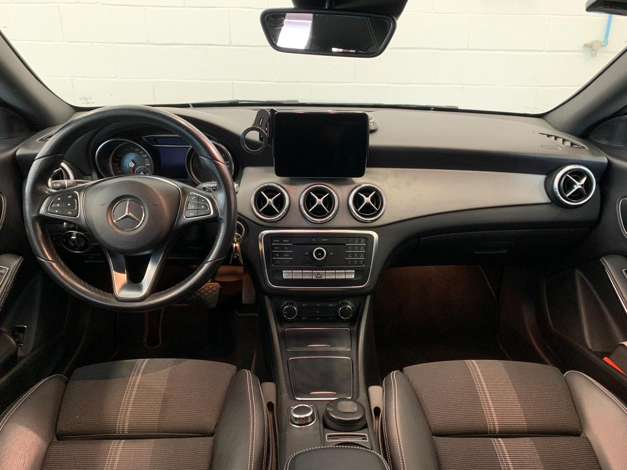 Mercedes-benz CLA 220 d Shooting Brake Automatic Sport