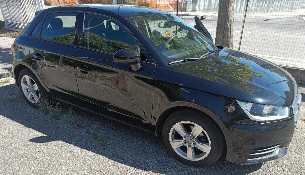 Audi A1 I 2015 SportbackSportback 1.4 tdi