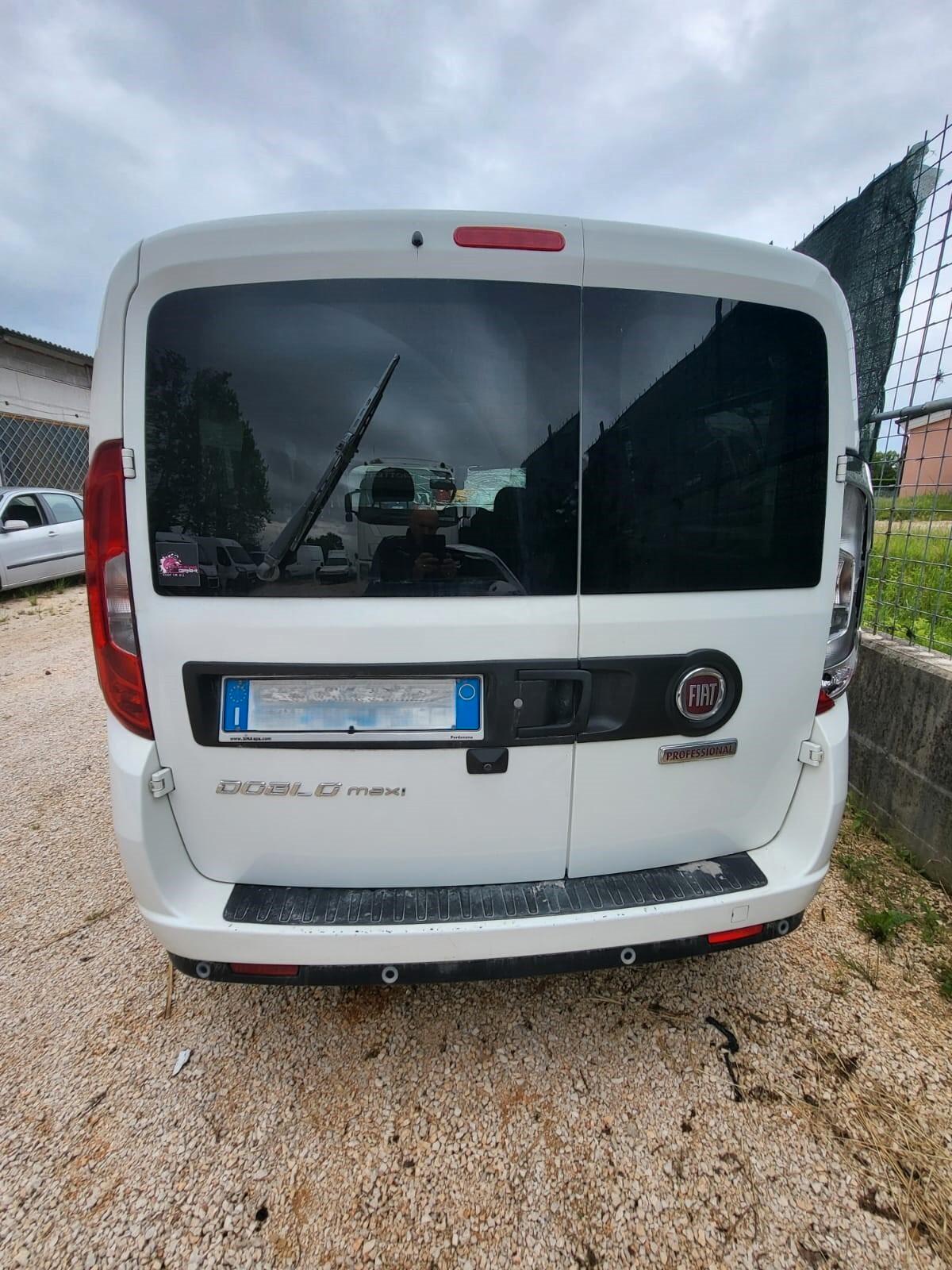 Fiat Doblo Doblò 1.6 MJT 105CV S&S PL-TN Cargo Maxi Lounge