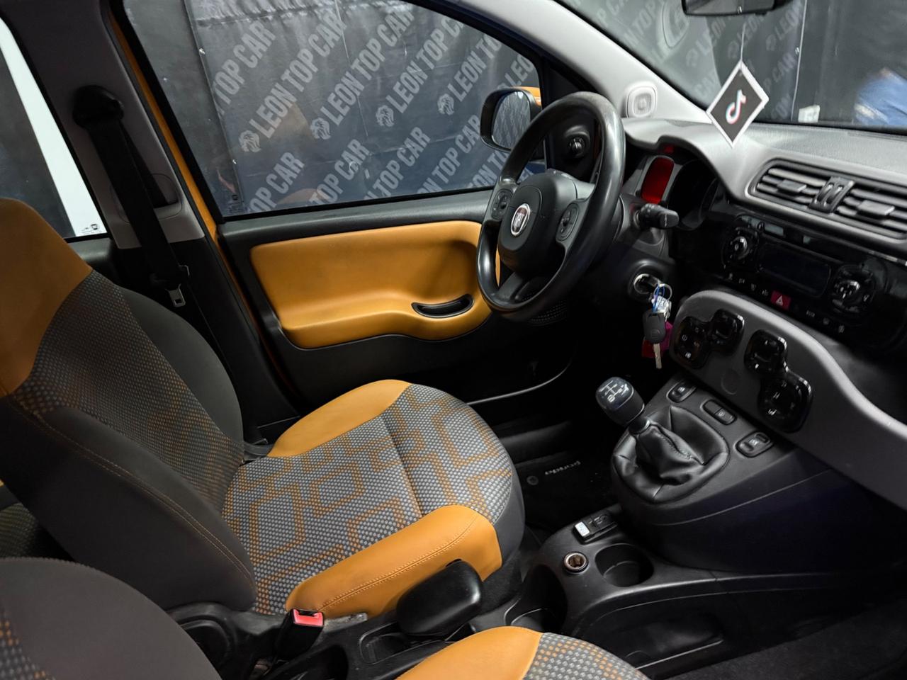 Fiat Panda 1.3 MJT trekking garantita 12 mesi