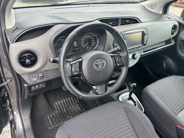 Toyota Yaris 1.5 Hybrid 5 porte Cool