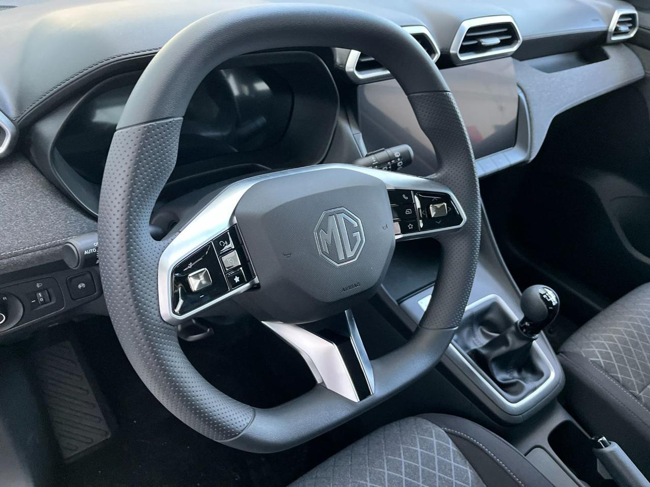 MG ZS (2024-->) ZS 1.5 Standard