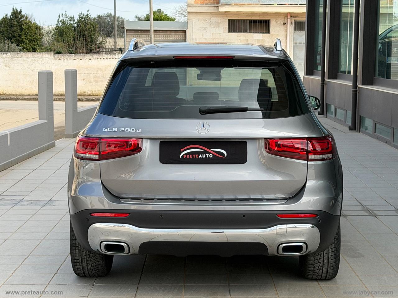 MERCEDES-BENZ GLB 200 d Automatic Sport