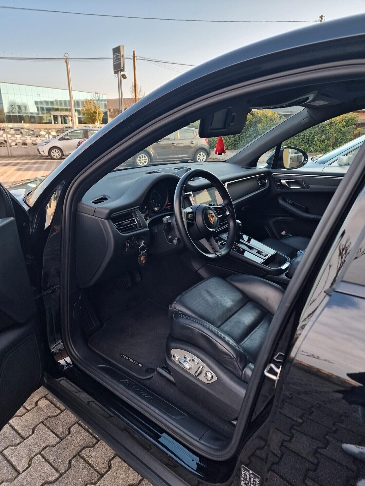 Porsche Macan 2.0 Pdk