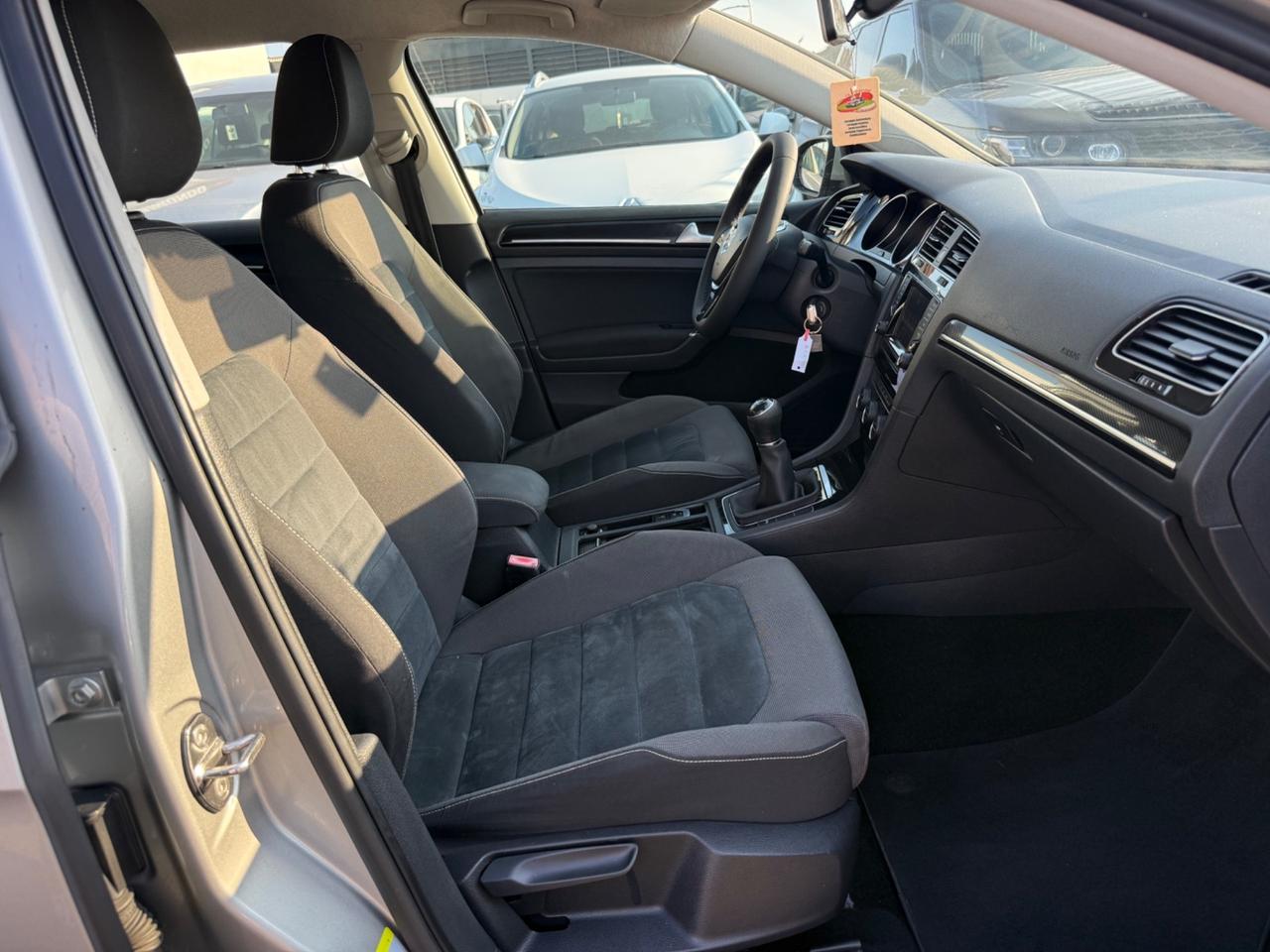 Volkswagen Golf 1.6 TDI 5p. Highline