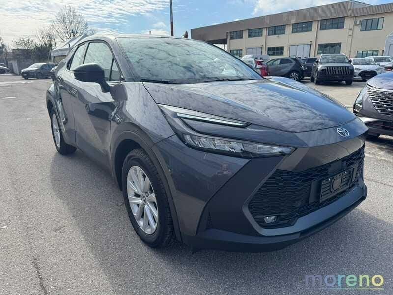 Toyota C-HR 2.0 phev Active fwd e-cvt